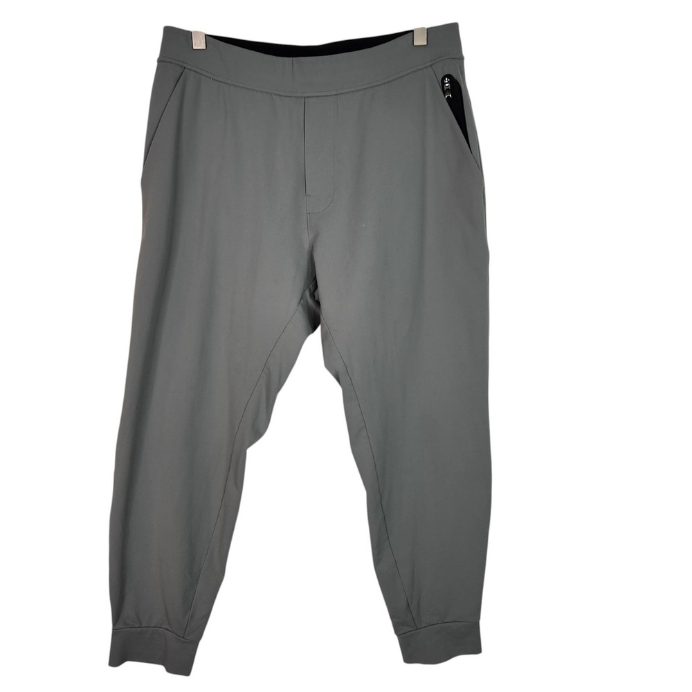 PUBLIC REC Jogger Pants Mens 32x28* Gray Nylon Stretch Elastic Waist Zip Pocket